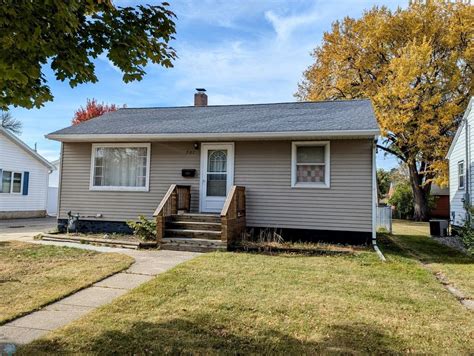 Moorhead MN Single Family Homes For Sale .